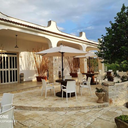 Bed and Breakfast Le Corti Del Casale Альберобелло Экстерьер фото